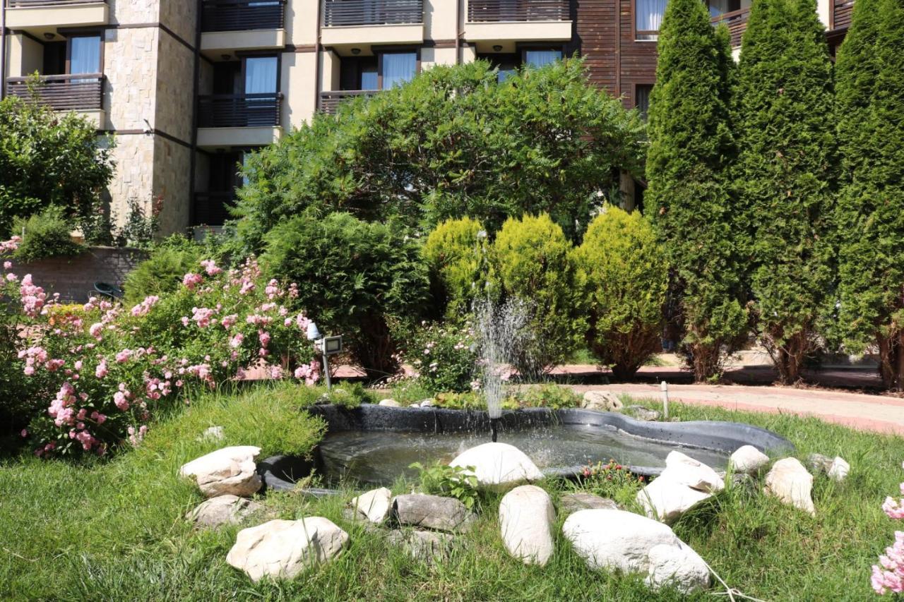 Private Apartments In Alpine Lodge Bansko Bagian luar foto
